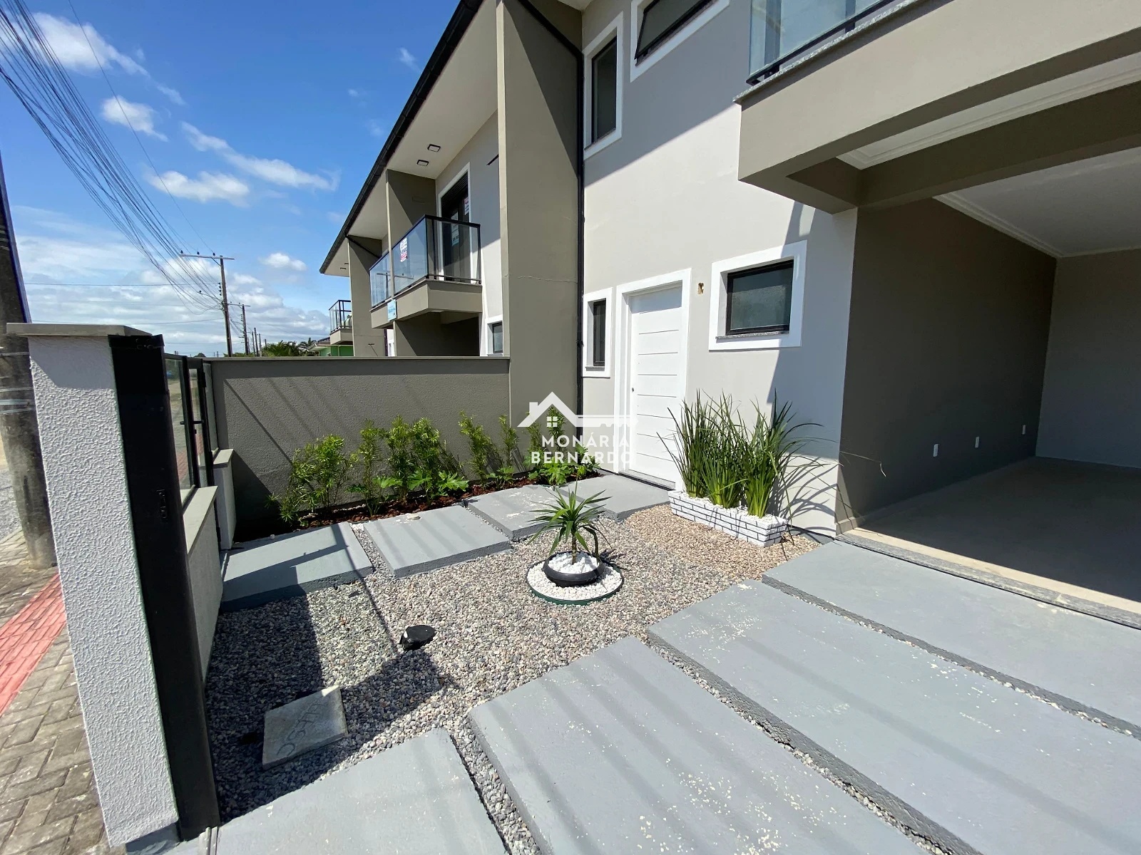 Sobrado Geminado em Pinheira, Palhoça. 3 quartos, 110m². Imagem 1 de 31