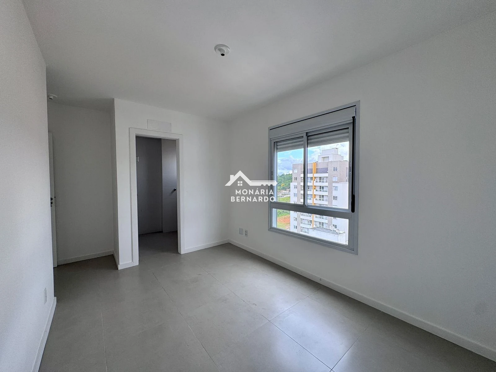 Apartamento em Pedra Branca, Palhoça. 3 quartos, 86m². Imagem 2 de 31