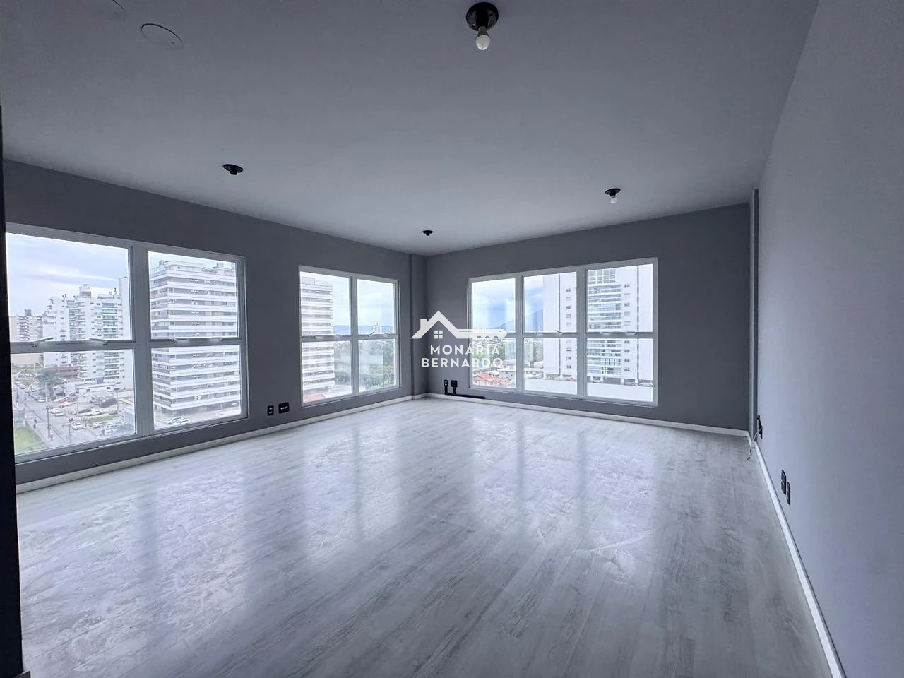 Escritório/Sala em Pagani, Palhoça. 0 quartos, 35m². Imagem 4 de 10