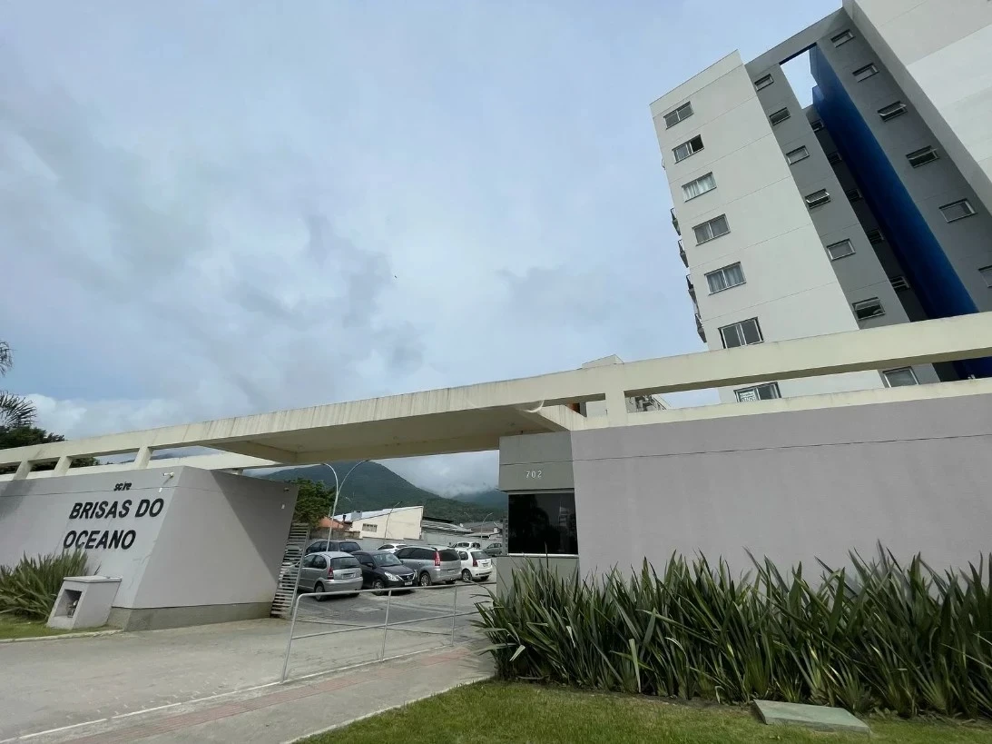 Apartamento em Praia de Fora, Palhoça. 2 quartos, 49m². Imagem 2 de 21