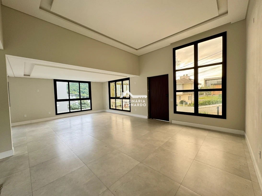 Casa em Pedra Branca, Palhoça. 4 quartos, 317m². Imagem 4 de 28