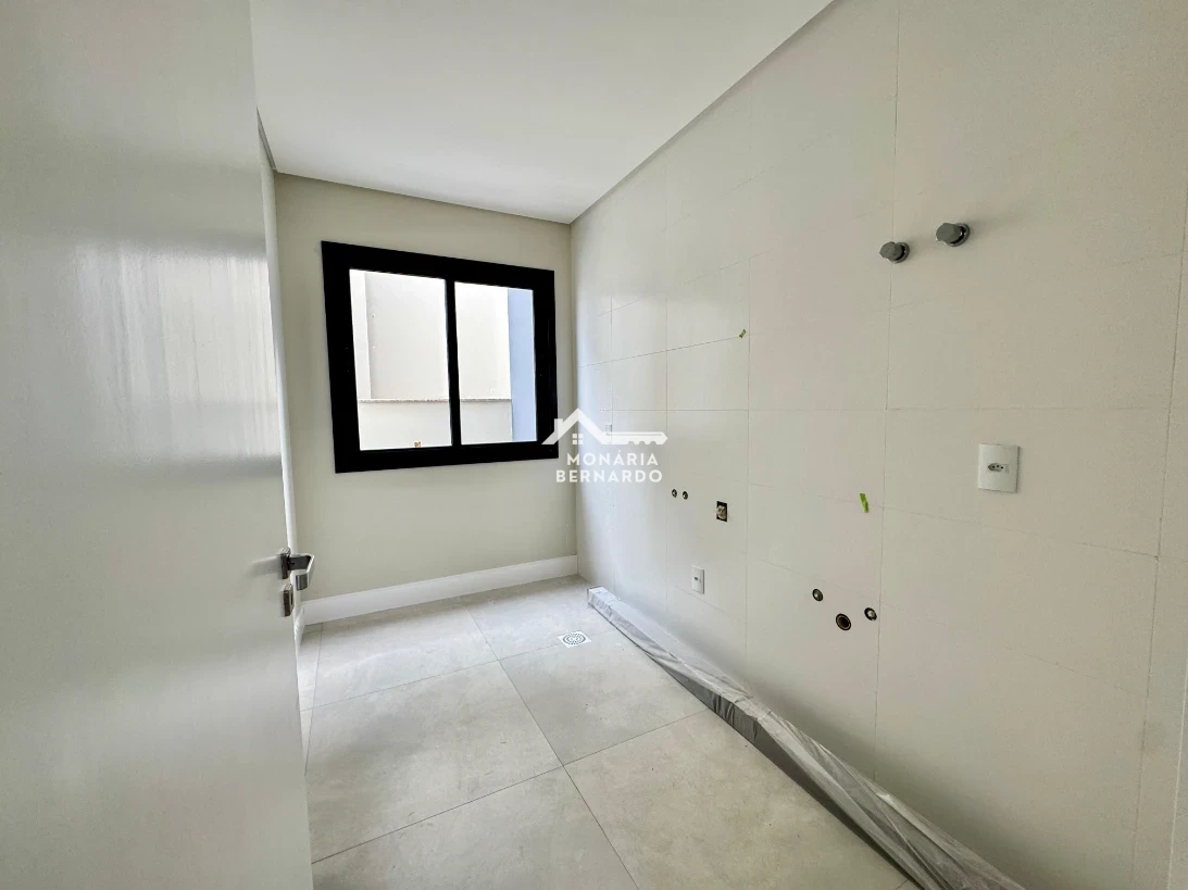 Casa em Pedra Branca, Palhoça. 4 quartos, 317m². Imagem 19 de 28