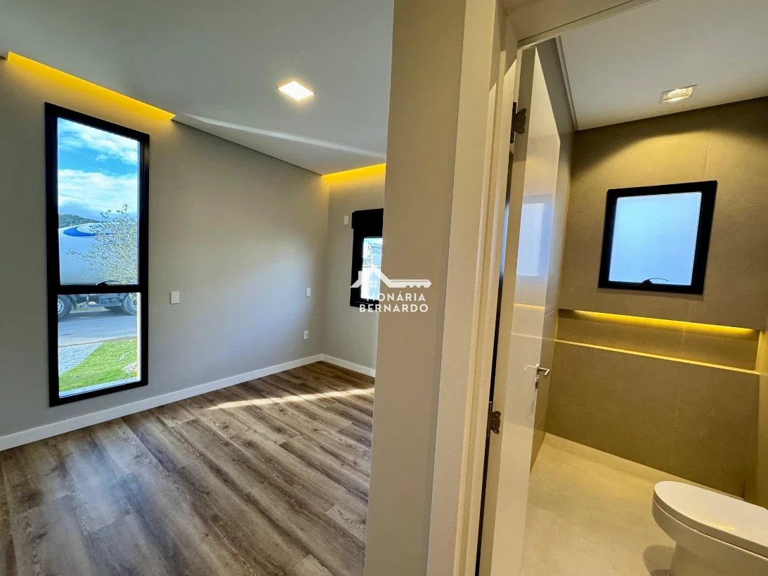 Casa em Pedra Branca, Palhoça. 3 quartos, 192m². Imagem 9 de 19