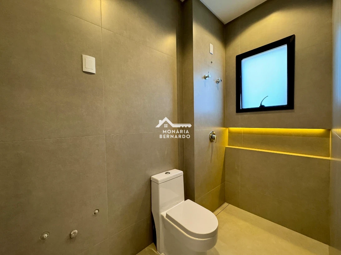 Casa em Pedra Branca, Palhoça. 3 quartos, 192m². Imagem 4 de 19