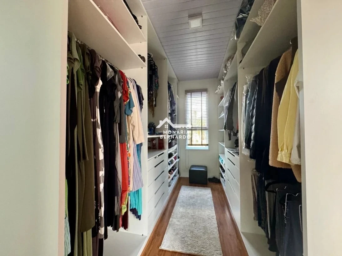 Casa em Sul do Rio, Santo Amaro da Imperatriz. 3 quartos, 378m². Imagem 15 de 32