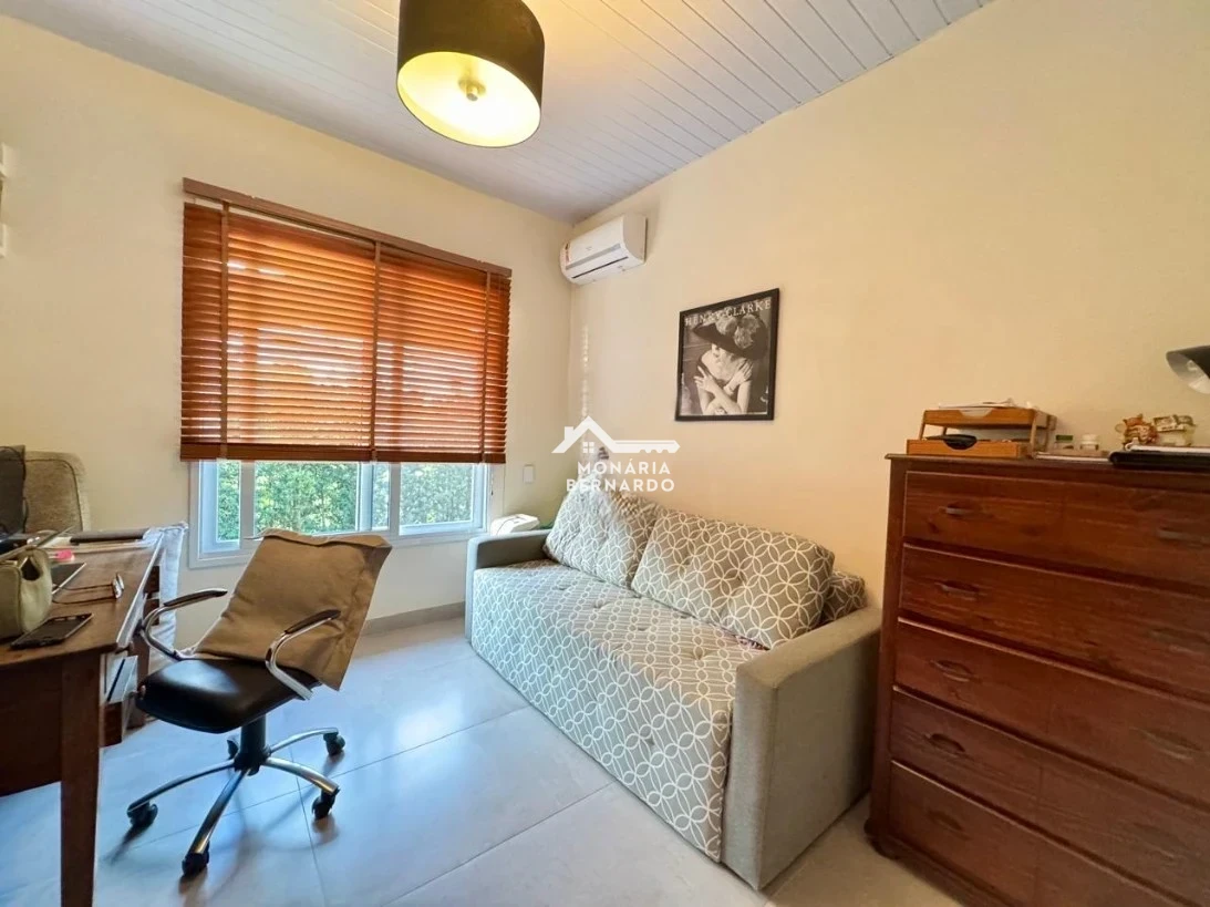 Casa em Sul do Rio, Santo Amaro da Imperatriz. 3 quartos, 378m². Imagem 11 de 32