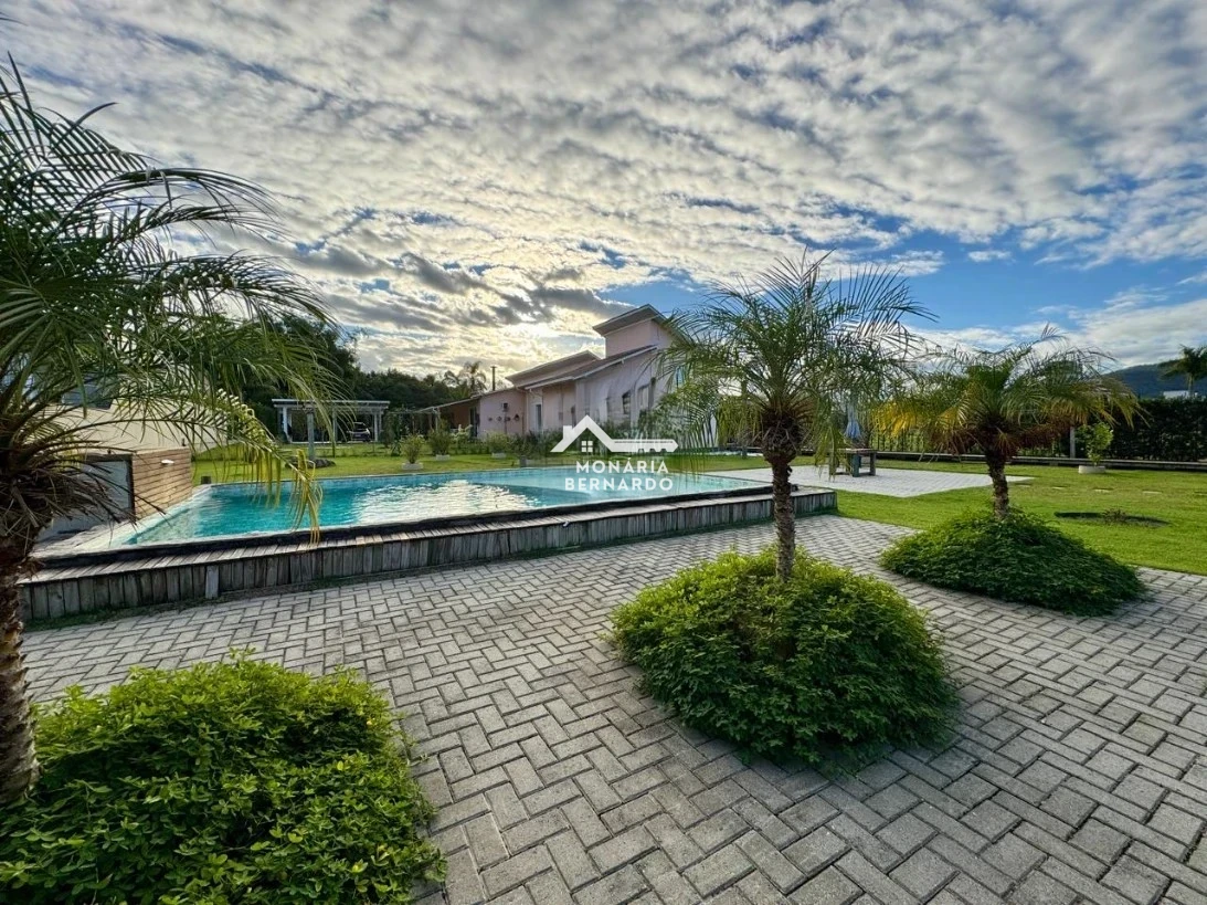 Casa em Sul do Rio, Santo Amaro da Imperatriz. 3 quartos, 378m². Imagem 22 de 32