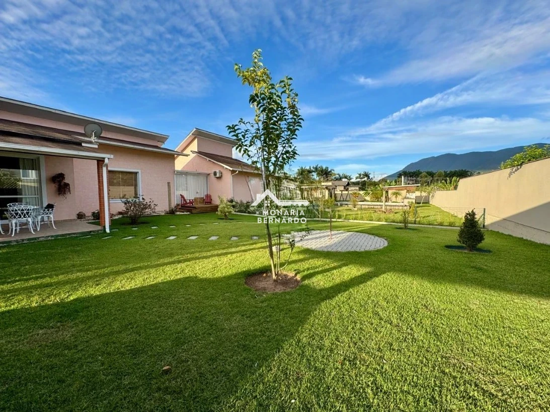 Casa em Sul do Rio, Santo Amaro da Imperatriz. 3 quartos, 378m². Imagem 18 de 32