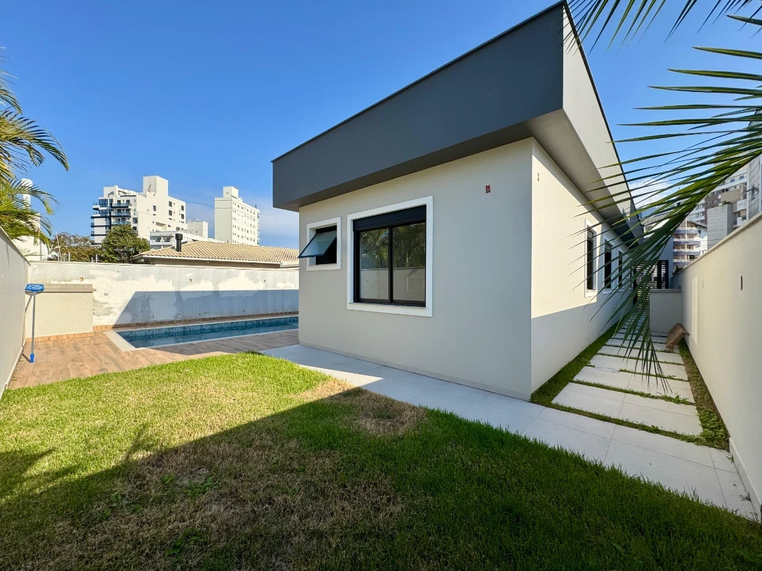 Casa em Pedra Branca, Palhoça. 3 quartos, 187m². Imagem 4 de 24