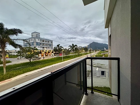 Sobrado Geminado com 3 quartos em Nova Palhoça, Palhoça