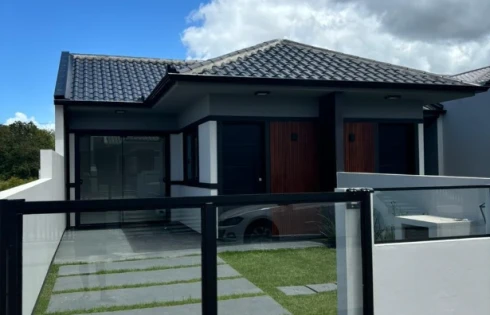 Casa Geminada com 2 quartos em Forquilhas, São José