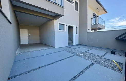 Sobrado Geminado com 3 quartos em Pinheira, Palhoça