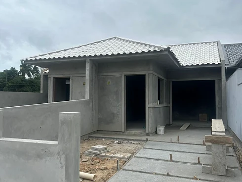 Casa Geminada com 2 quartos em Forquilhas, São José