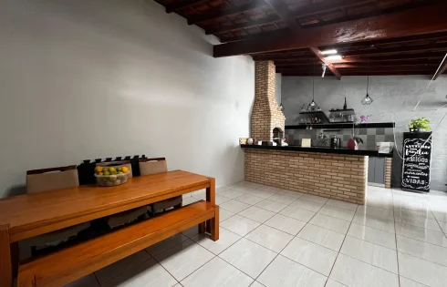 Casa em Laranjeiras, Uberlândia