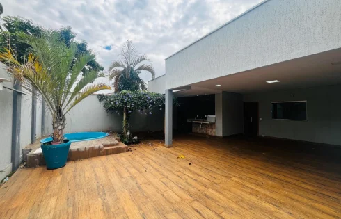 Casa em Jardim Botânico, Uberlândia