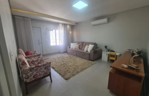 Casa em Santa Rosa, Uberlândia