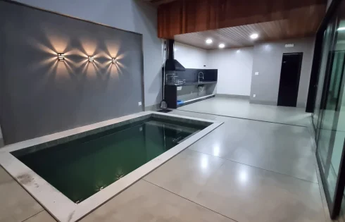 Casa em Praça Alto Umuarama, Uberlândia