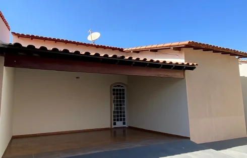 Casa em Santa Mônica, Uberlândia