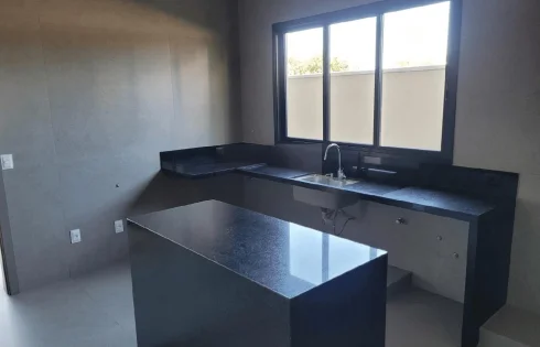 Casa em Jardim Inconfidência, Uberlândia