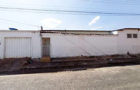 Casa em Dom Almir, Uberlândia