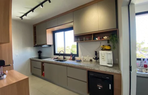 Apartamento em Chácaras Tubalina e Quartel, Uberlândia