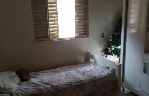 Casa em Jaraguá, Uberlândia