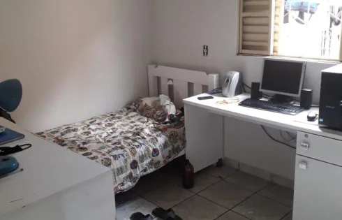 Casa em Jaraguá, Uberlândia