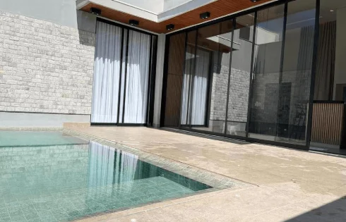 Casa em Cond. Arts, Uberlândia