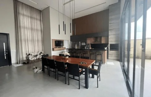 Casa em Cond. Arts, Uberlândia
