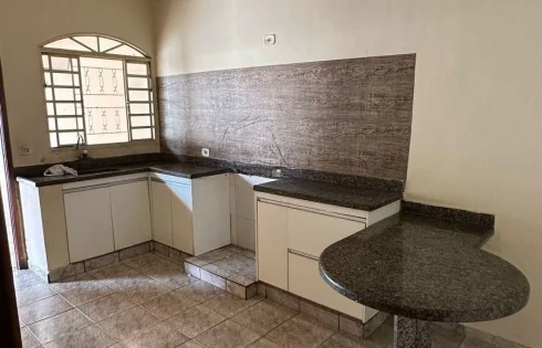 Casa em Jardim Patricia, Uberlândia
