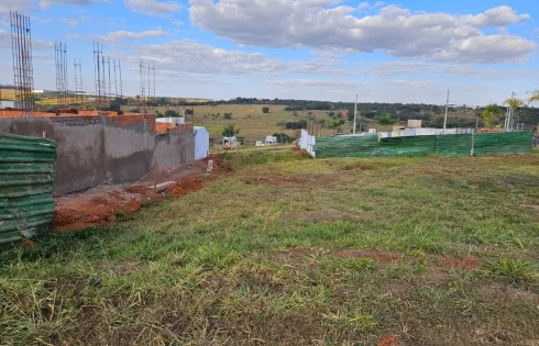 Terreno em Granja Marileusa, Uberlândia