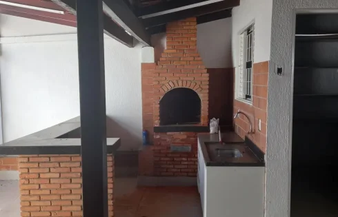 Casa em Jardim das Palmeiras, Uberlândia