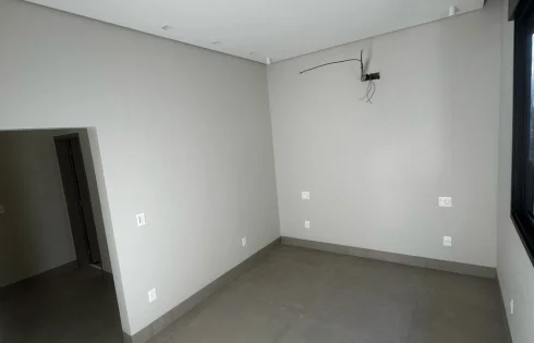 Casa em Laranjeiras, Uberlândia