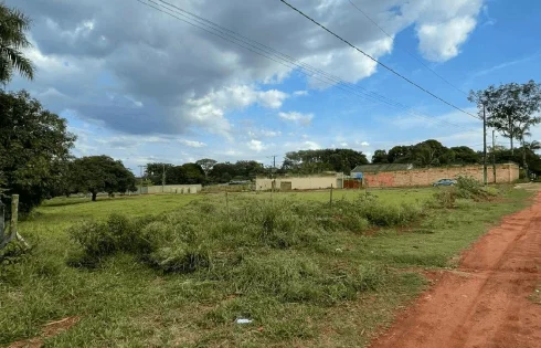 Terreno em Quintas do Bosque, Uberlândia