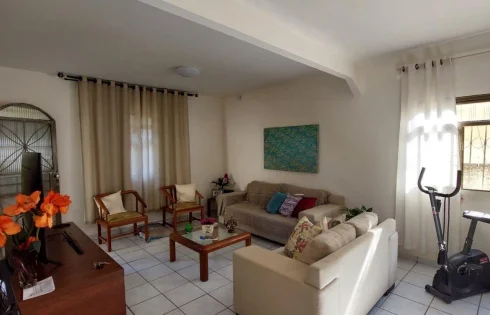 Casa em Saraiva, Uberlândia