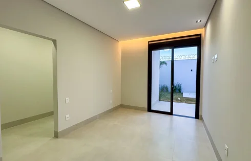 Casa em Praça Alto Umuarama, Uberlândia