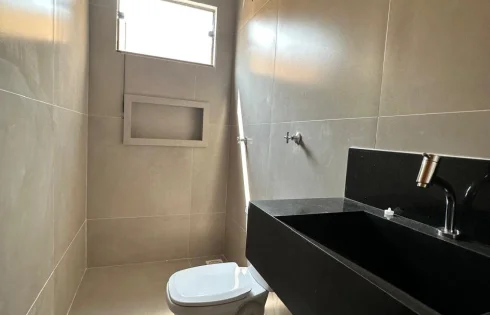 Casa em Jardim Holanda, Uberlândia