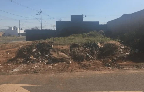 Terreno em Shopping Park, Uberlândia