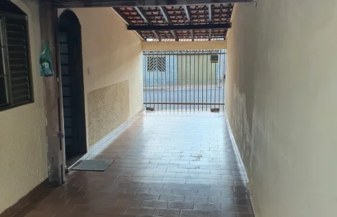 Casa em Nossa Senhora das Graças, Uberlândia