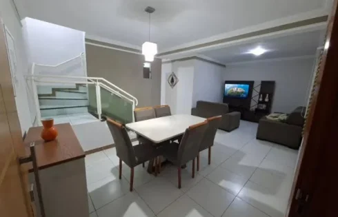 Casa em Saraiva, Uberlândia