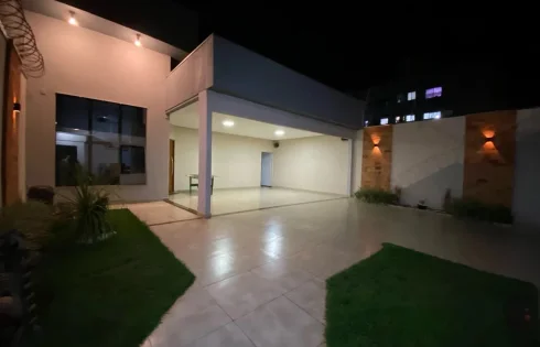 Casa em Novo Mundo, Uberlândia
