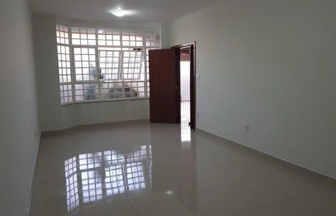 Casa em Santa Mônica, Uberlândia