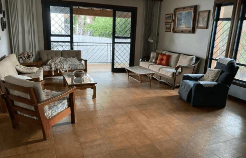 Casa em Cidade Jardim, Uberlândia