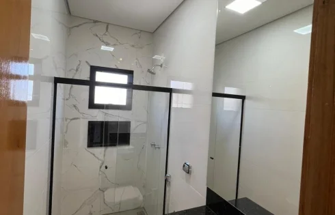 Casa em Santa Mônica, Uberlândia