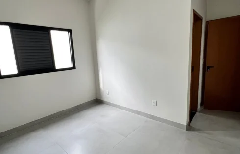 Casa em Jardim Holanda, Uberlândia