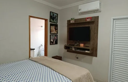 Casa em Laranjeiras, Uberlândia