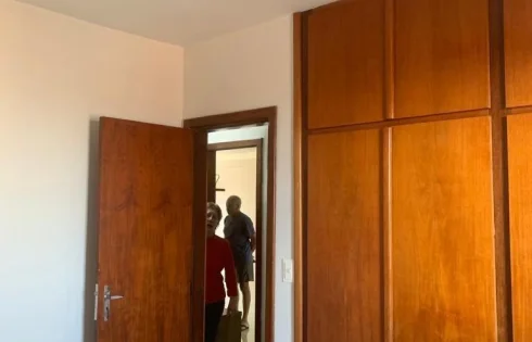 Apartamento em Jardim Holanda, Uberlândia