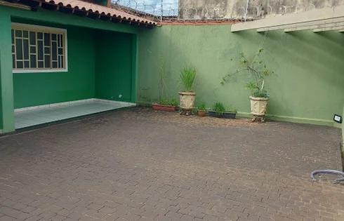 Casa em Nossa Senhora das Graças, Uberlândia