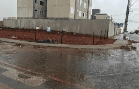Terreno em Portal do Vale, Uberlândia