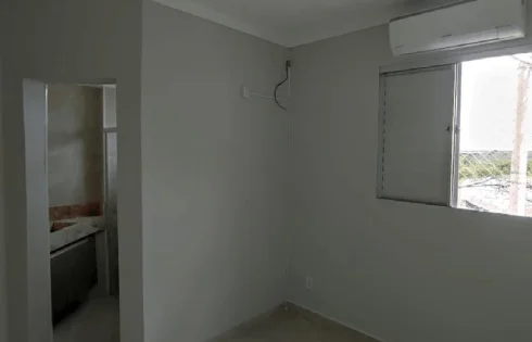 Apartamento em Jardim Holanda, Uberlândia